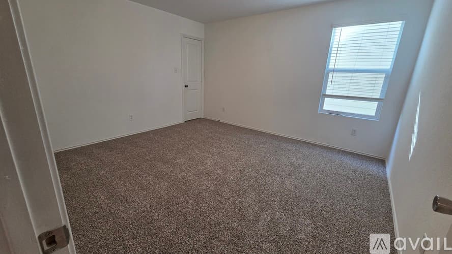 Liberty Hill House: 249 Red Buckeye Loop