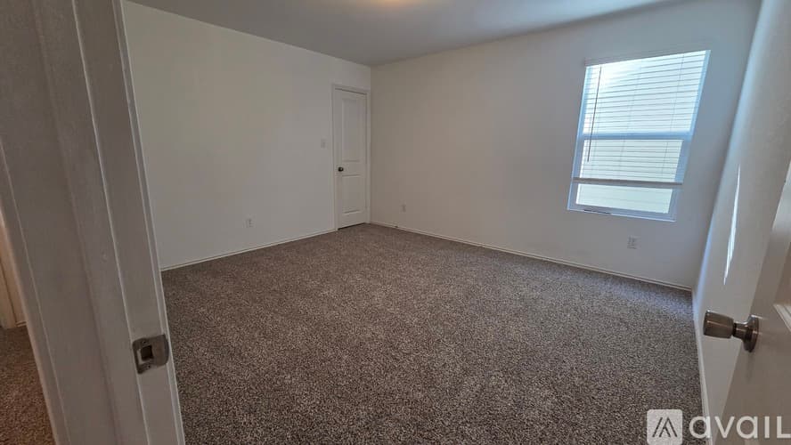 Liberty Hill House: 249 Red Buckeye Loop