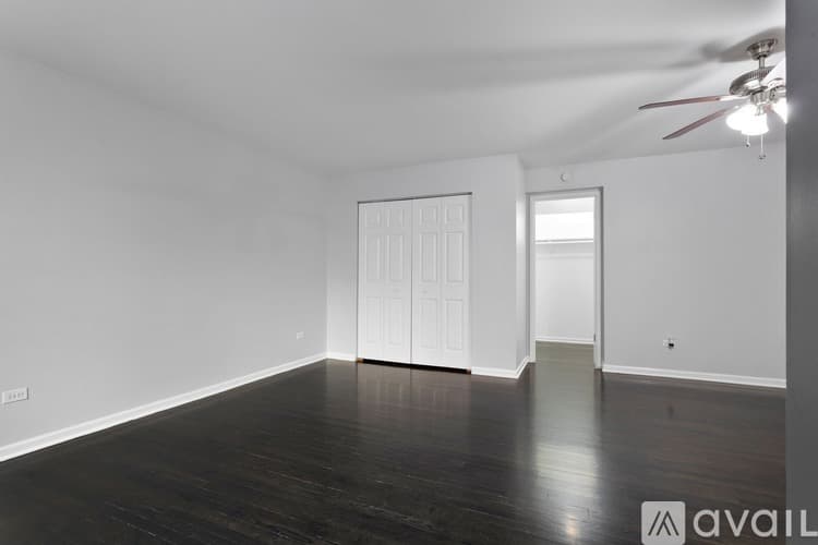 Chicago Apartment: 6001 N Kenmore Ave