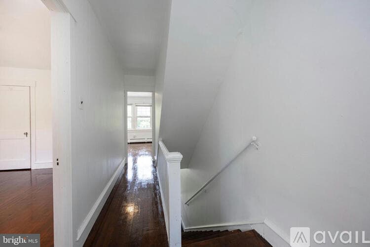 Downingtown Townhome: 337 Stuart Ave