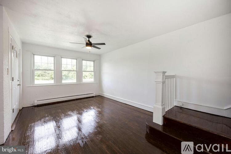 Downingtown Townhome: 337 Stuart Ave