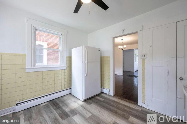 Downingtown Townhome: 337 Stuart Ave