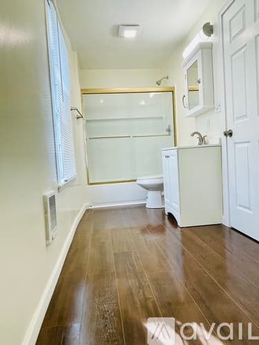 Pittsfield Apartment: 20 Crosby Place