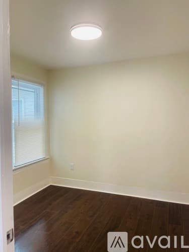 Pittsfield Apartment: 20 Crosby Place