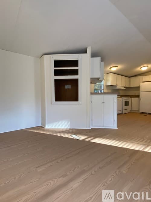 Mineral House: 217 Johnson Rd