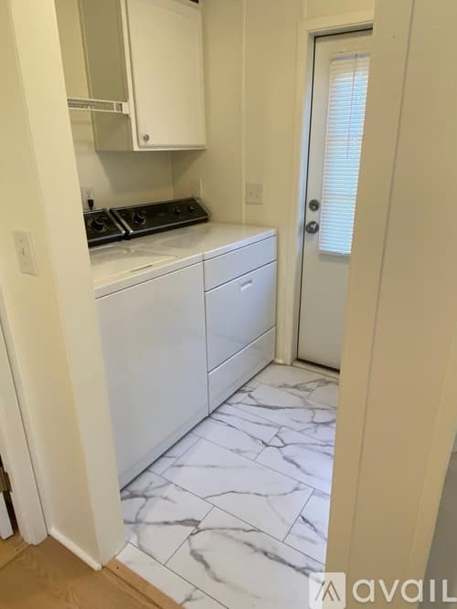 Mineral House: 217 Johnson Rd