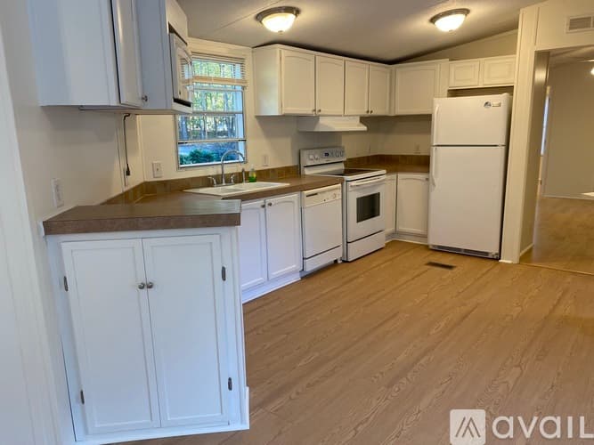 Mineral House: 217 Johnson Rd