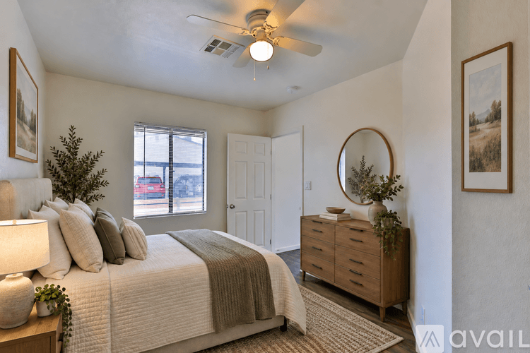 Phoenix Apartment: 4150 N 25th St