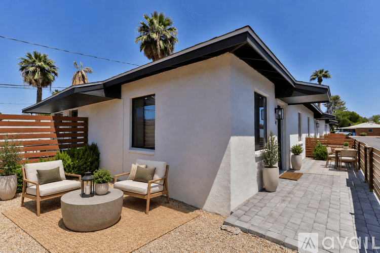 Phoenix Apartment: 4150 N 25th St
