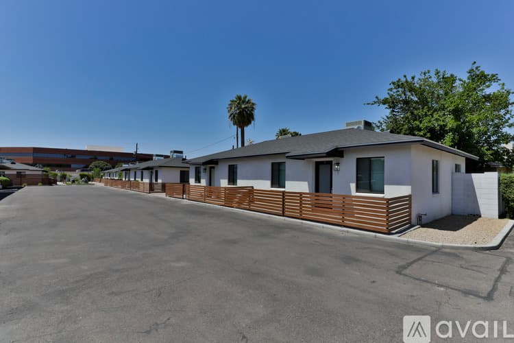 Phoenix Apartment: 4150 N 25th St