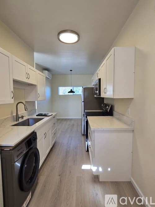 Gardnerville House: 911 Bollen Cir