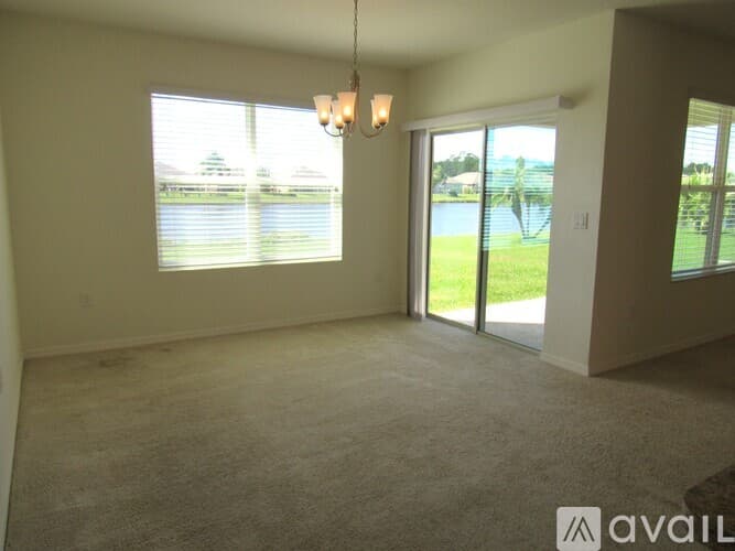 Port Orange House: 5338 Bear Corn Run