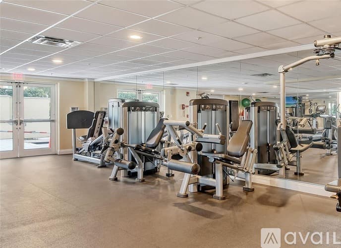 Sarasota Condo: 800 North Tamiami Trail