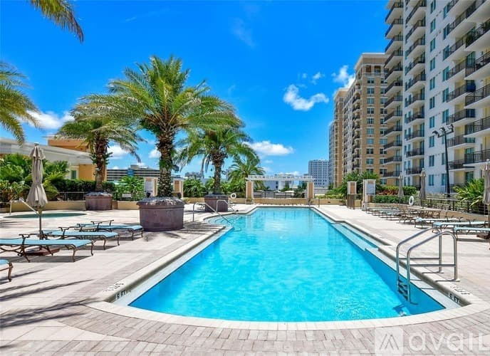 Sarasota Condo: 800 North Tamiami Trail