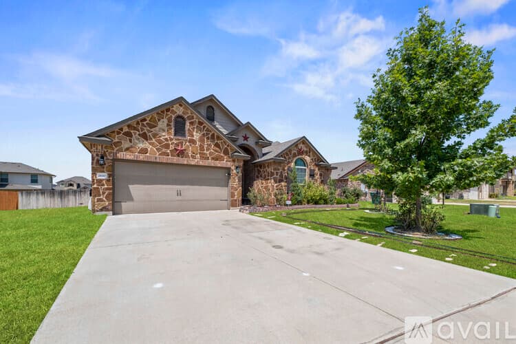 Harker Heights House: 2610 Bargello St