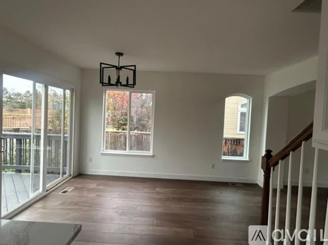 Highlands Ranch House: 1553 Spring Water Way