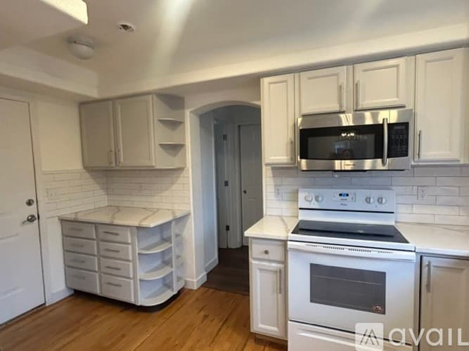 Highlands Ranch House: 1553 Spring Water Way