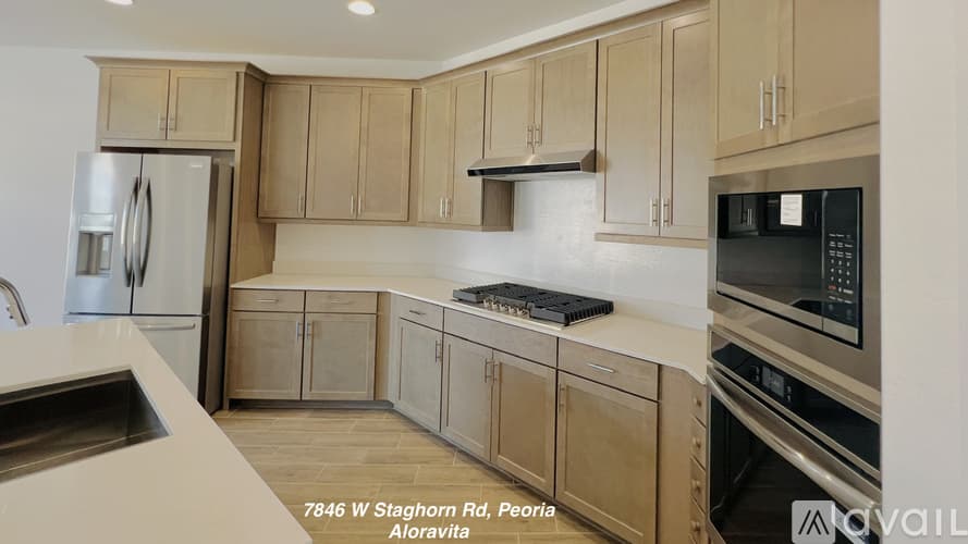 Peoria House: 7846 W Staghorn Rd