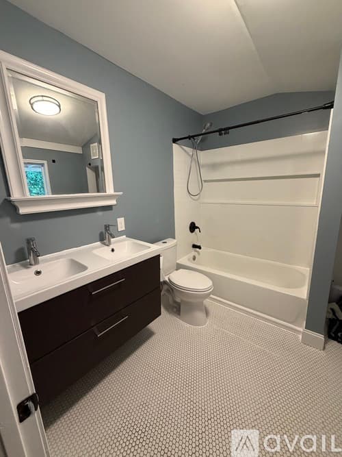 Angier House: 122 S Pleasant St