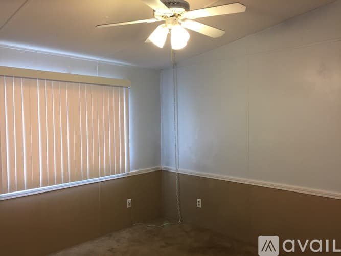 Hemet House: 24784 Rosebrugh Ln