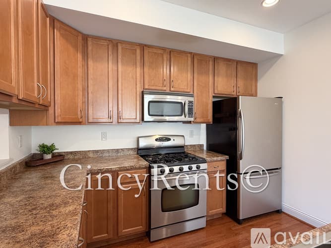 Cincinnati Condo: 1716 Grandmere Ln