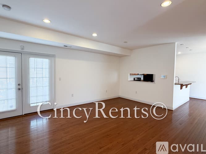 Cincinnati Condo: 1716 Grandmere Ln