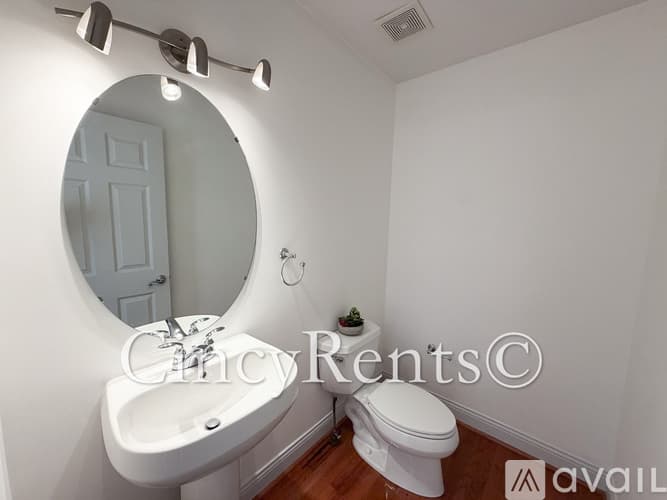 Cincinnati Condo: 1716 Grandmere Ln