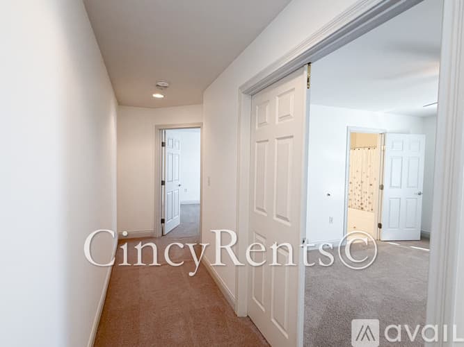Cincinnati Condo: 1716 Grandmere Ln