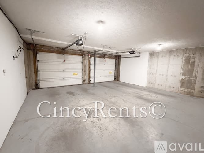 Cincinnati Condo: 1716 Grandmere Ln