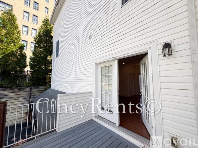 Cincinnati Condo: 1716 Grandmere Ln