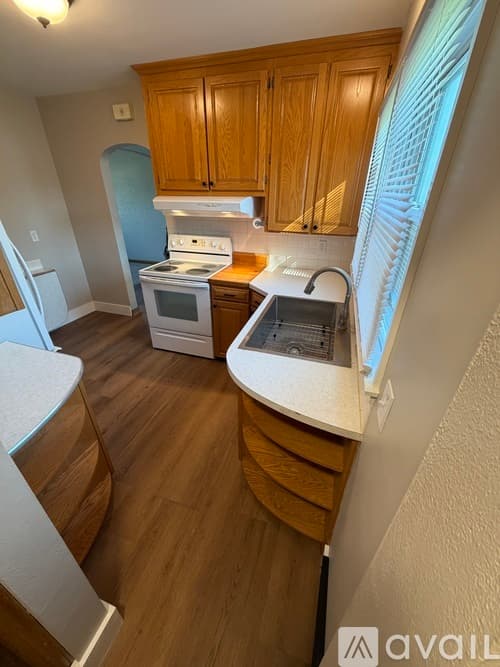 Cedar Rapids House: 139 21st St SW