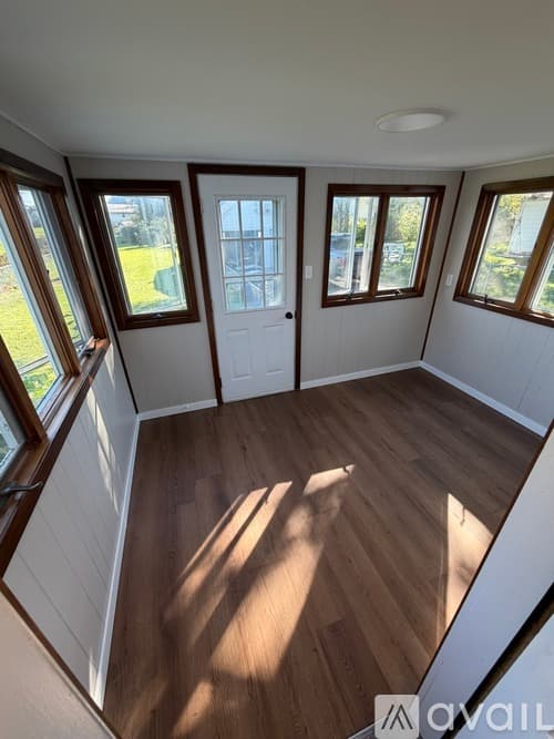 Cedar Rapids House: 139 21st St SW