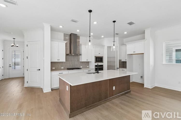 Nocatee House: 328 Blue Hampton Dr