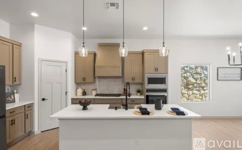 Las Cruces House: 2648 Blue Heron Place