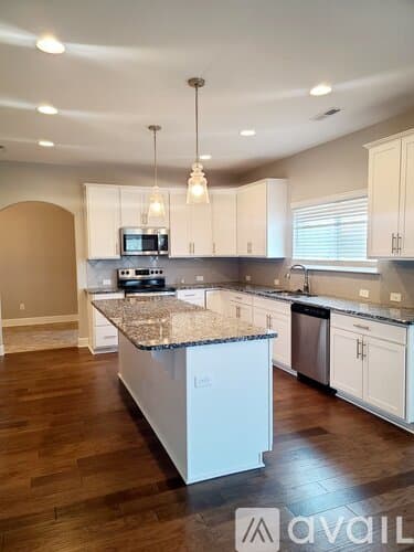 Alvaton House: 7052 Shelton Ln