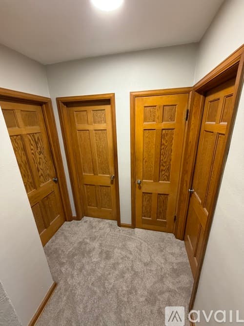 Cedar Rapids House: 139 21st St SW