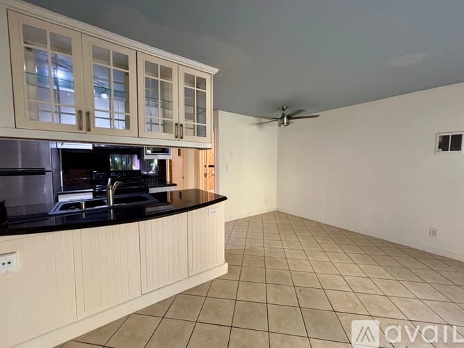 San Diego Apartment: 4246 Van Dyke Ave