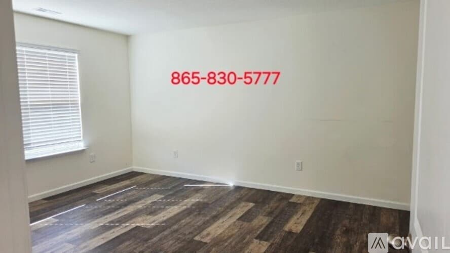 Knox County House: 7525 Cottontail St