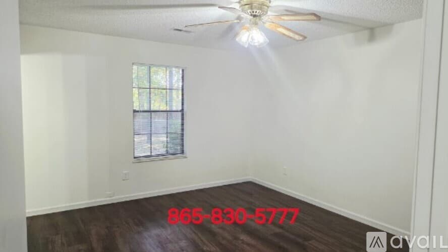 Knoxville House: 6029 Morning Glory Pl