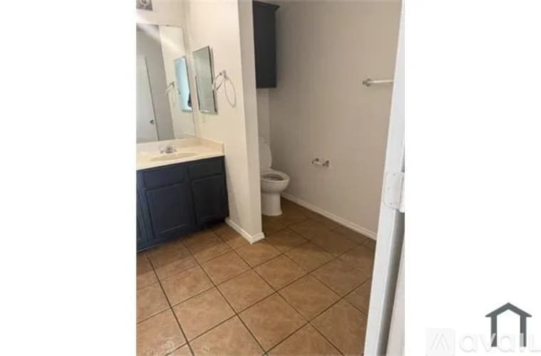 Fort Worth House: 9113 Goldenview Drive