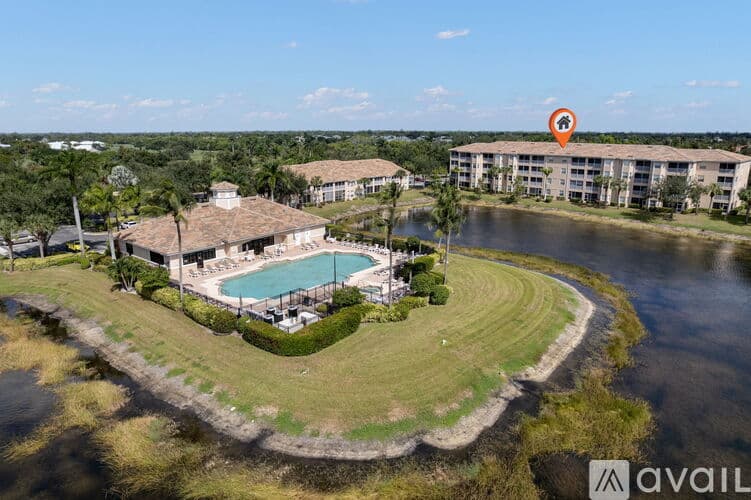 Fort Myers House: 8550 Kingbird Loop Apt 645