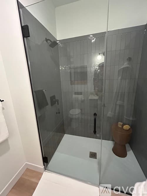 Chicago Apartment: 305 N Ada St