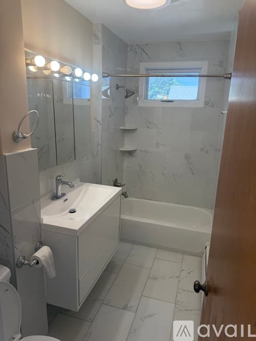 Providence Apartment: 69 Homefield Avenue