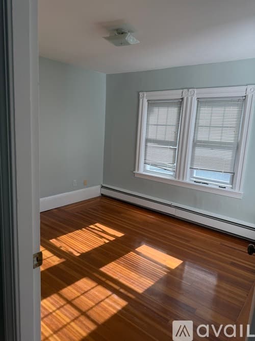 Providence Apartment: 69 Homefield Avenue