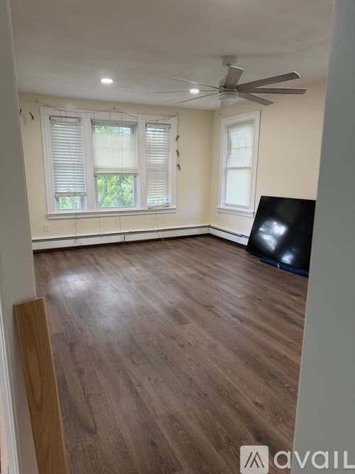 Providence Apartment: 69 Homefield Avenue