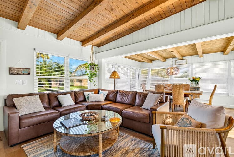 Holmes Beach House: 203 84th Street