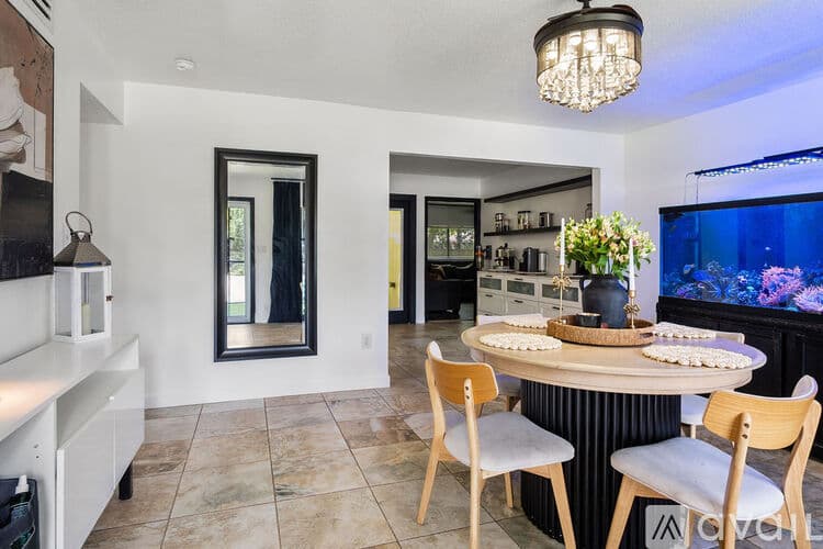 Fort Walton Beach House: 123 Pinewood Terrace