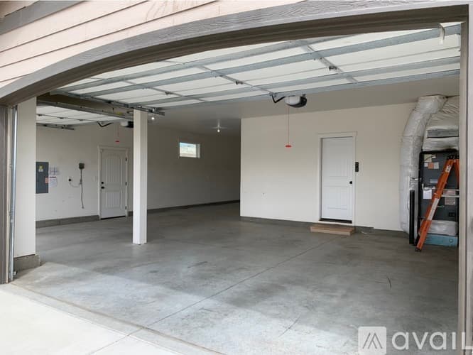 Kennewick House: 1851 S Fescue St