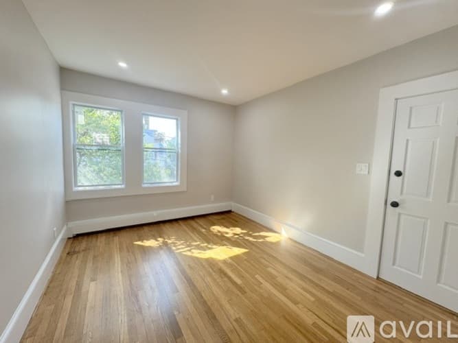 Quincy Apartment: 16 18 Sumner St