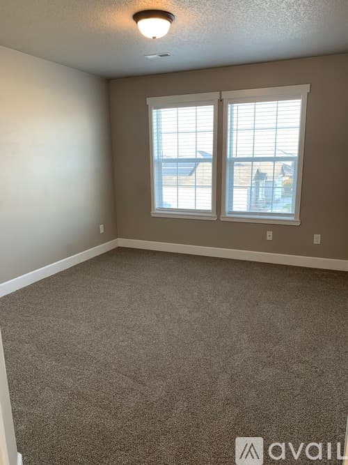 Kennewick House: 1851 S Fescue St